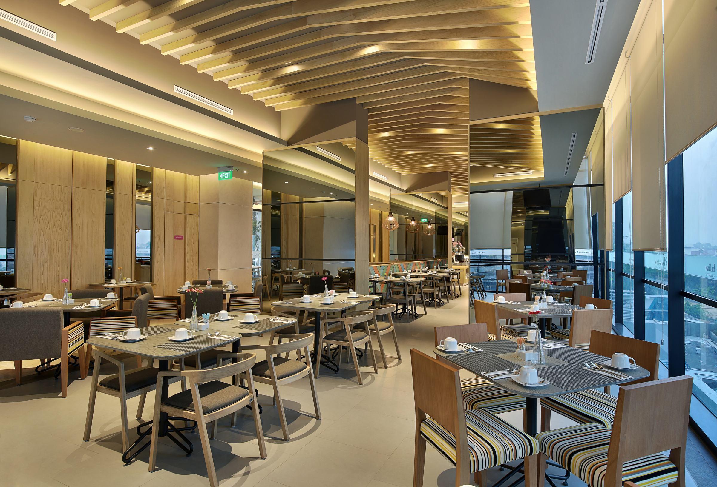 Swiss-Belinn Simatupang Cakarta Dış mekan fotoğraf